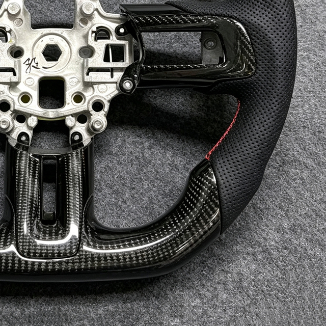 Custom Ford Mustang 2022 2025 2010 2021 2006 2003 2008 S550 2011 2012 Ecoboost 2002 2004 Carbon Fiber Steering Wheel Volante