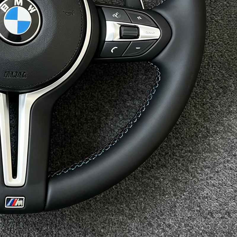 Sports Style Carbon Fiber Steering Wheel for BMW 320 525 X5 F10 F30 E90 E70 E71 F31 F32 M3 M4 M5 Models F01 F07 F20
