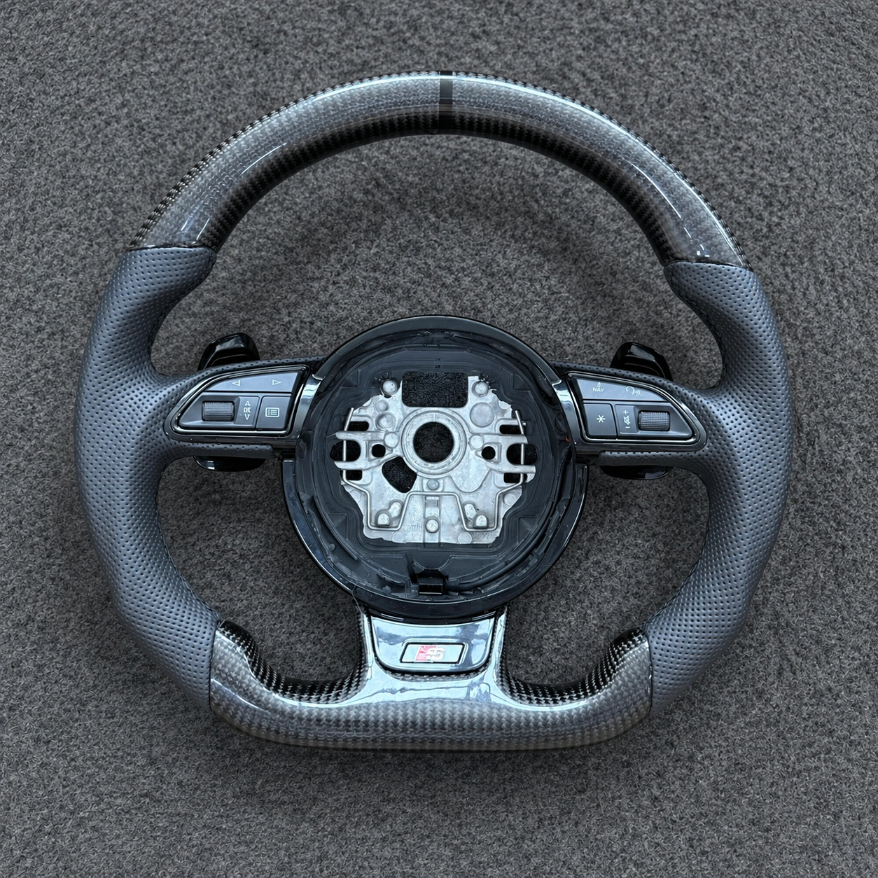 Gloss Carbon Fiber Gray Perforated Leather Flat Bottom Sport Steering Wheel For Audi A4 A5 S4 S5 RS5 2008-2017