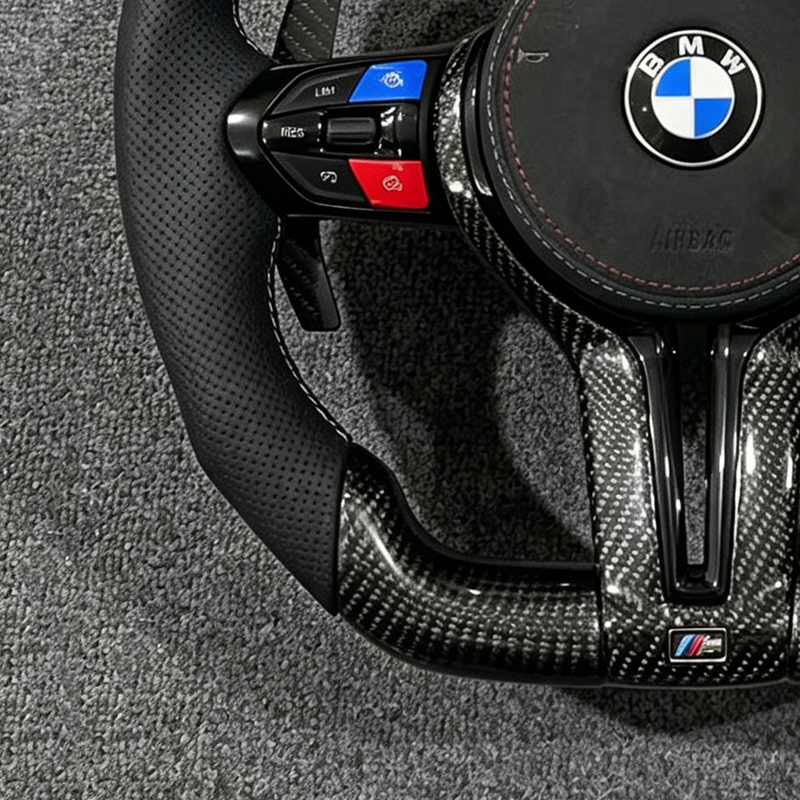 Spot New Products Alcantara Carbon Fiber Steering Wheel for BMW 3 Series 5 Series F10 F20 F30 F90 F01 F02 Car Steering Wheel