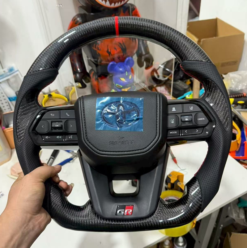 Land Cruise GR & Previa Carbon Fiber Leather Car Steering Wheel Accessory Modifications for Optimal Comfort & Style