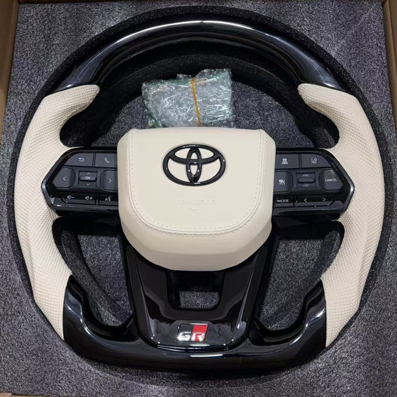 Hot Selling Leather Steering Wheel Suitable for Toyota Prado Camry Alphard Highlander RAV4 Siena Crown Alts Hilux Noah Lexus