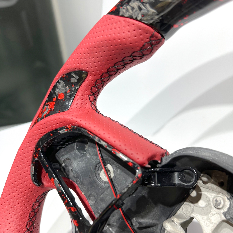 Customized Forged Carbon Fiber Steering Wheel Dodge Challenger Hellcat Charger SRT Grand Cherokee Durango SRT Car with LED