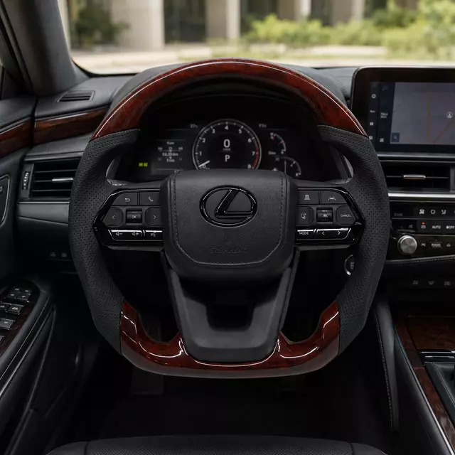 Walnut And Leather Three-spoke Steering Wheel Suitable for The Full Lexus Model Range