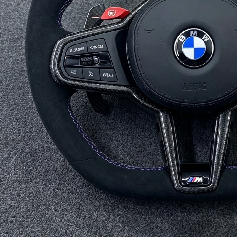 CS is suitable for BMW G20 G21 G80 G81 G22 G23 G26 G30 Nappa leather sport steering wheel with carbon fiber frame