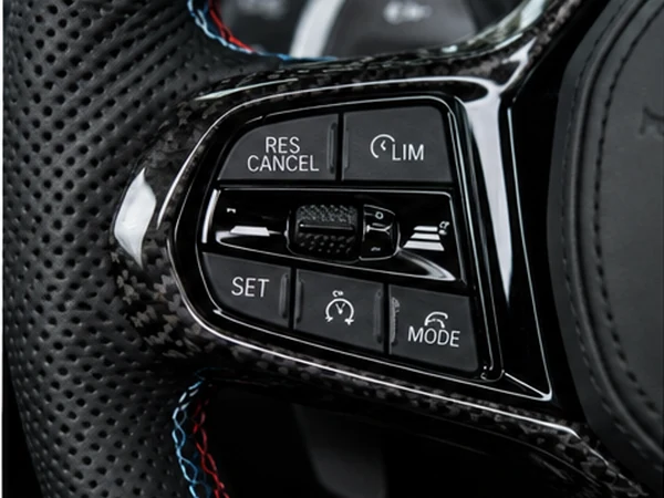 bmw-steering-wheel-buttons-detail.webp