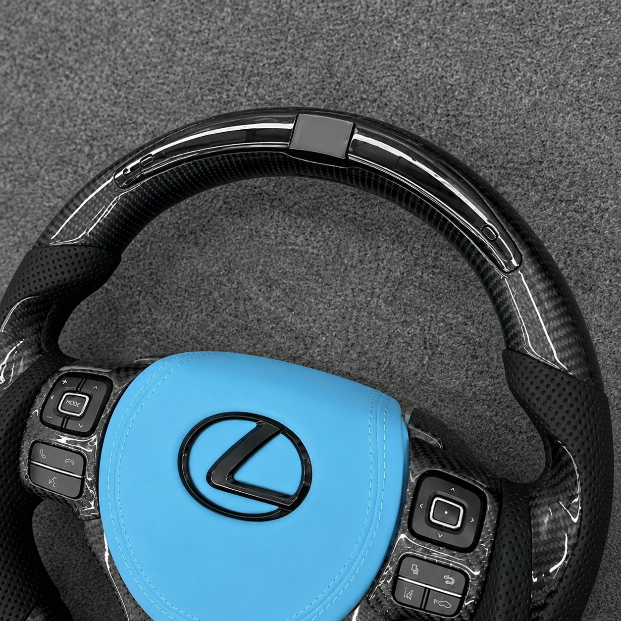Carbon Fiber And Genuine Leather Steering Wheel for Lexus CT ES IS LX NX RC And RX Models