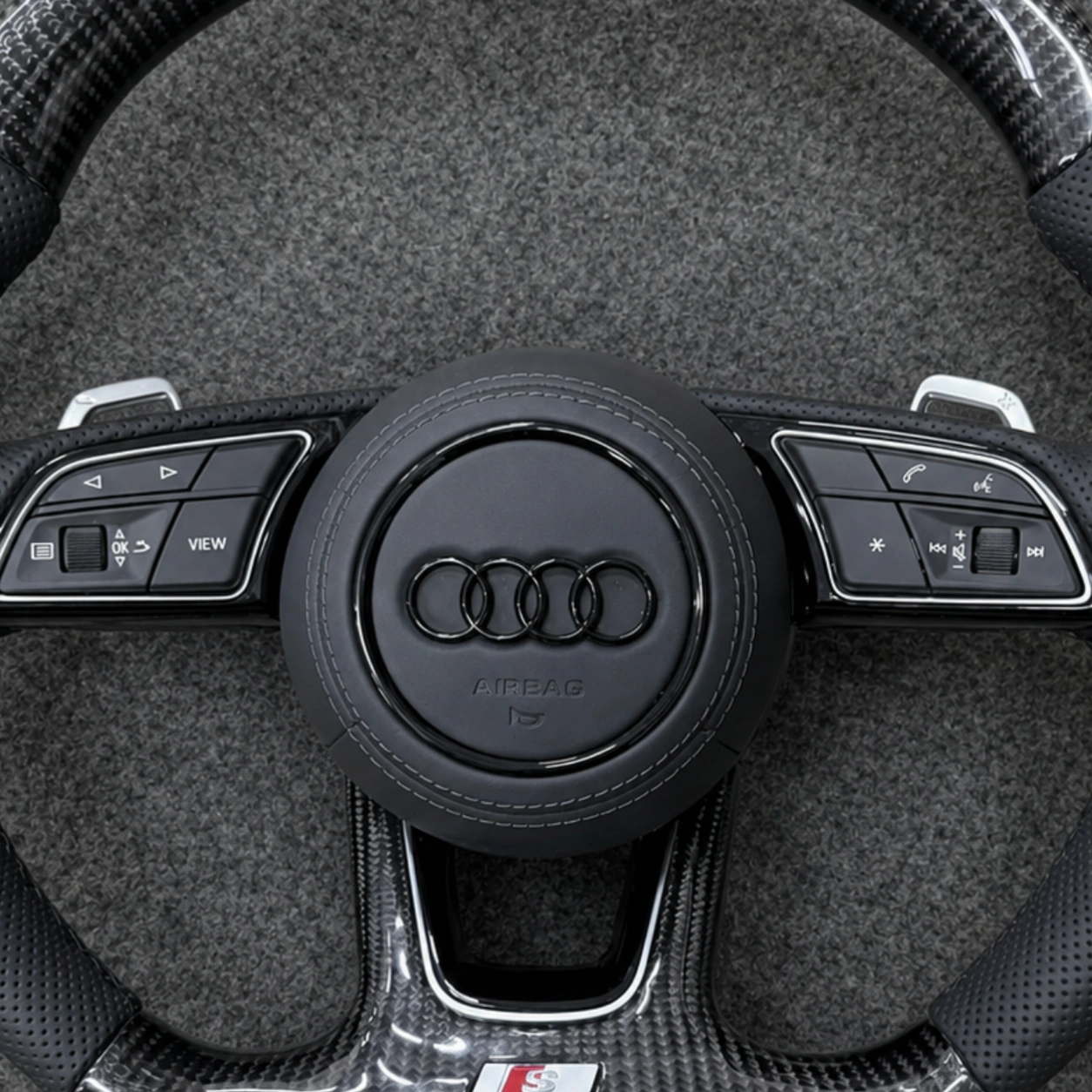 Metal Shift Paddle Close Up For Audi B9 Carbon Fiber Perforated Leather Steering Wheel JIONX