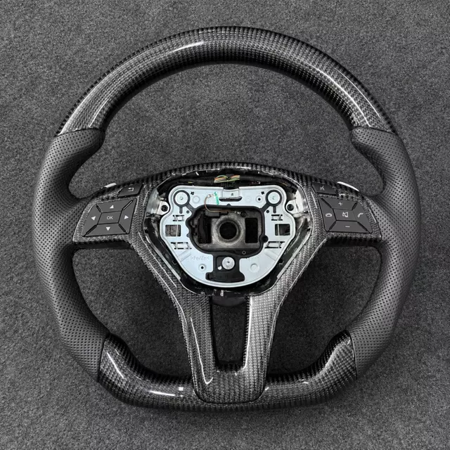 For Mercedes-Benz W204 W212 AMG CLA45 E63 C63 E550 E350 C300 SLK GLA45 SL63 Custom Black Carbon Fiber Steering Wheel
