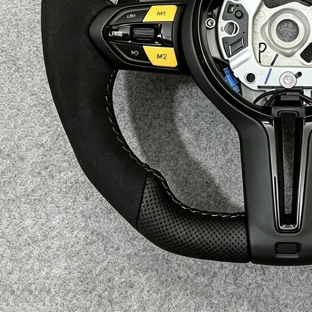 Steering Wheel Leather/Alacantara Steering Wheel For BMW F80 F82 F87 F12 F13 F86 F33 M2 M3 M4 M5 M6 F85 X5 X6 F30